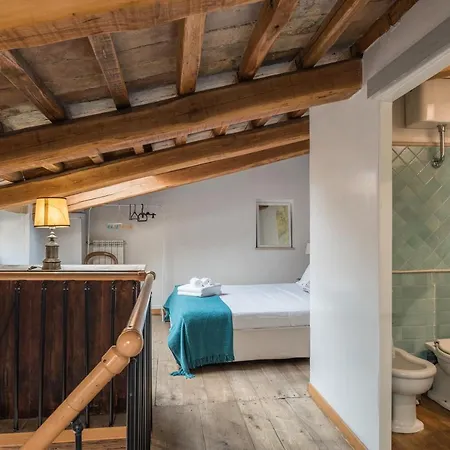 アパート Cozy Wooden In Piazza Navona ローマ