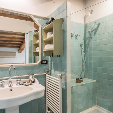 Apartment Cozy Wooden Apt In Piazza Navona *