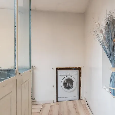Cozy Wooden Apt In Piazza Navona Rome