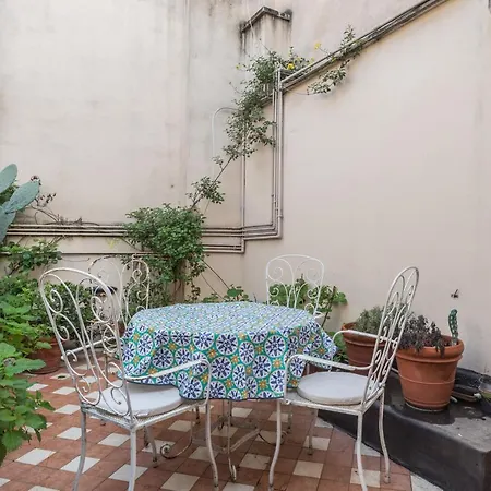 アパート Cozy Wooden In Piazza Navona